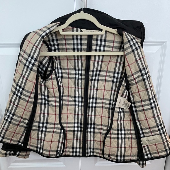 Burberry Quilted Jacket Small - Picture 2 of 8